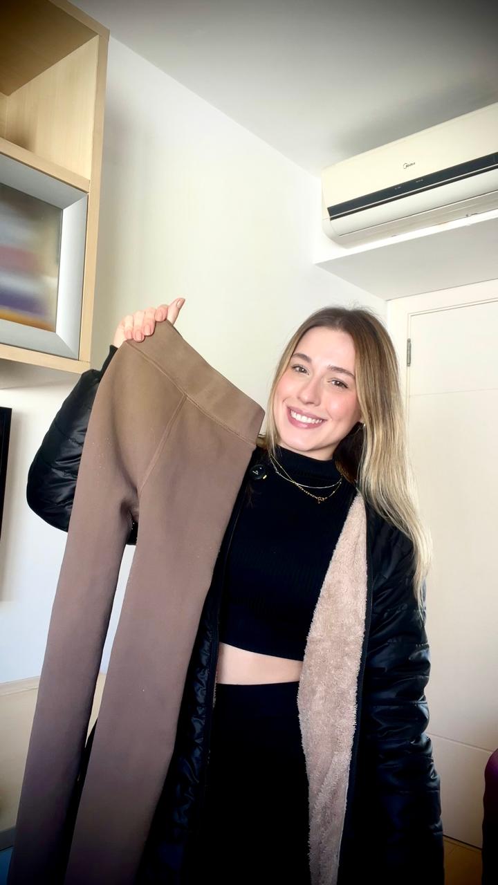 KIT JAQUETA FEMININA PELUCIADA + (MEIA CALÇA DE BRINDE)