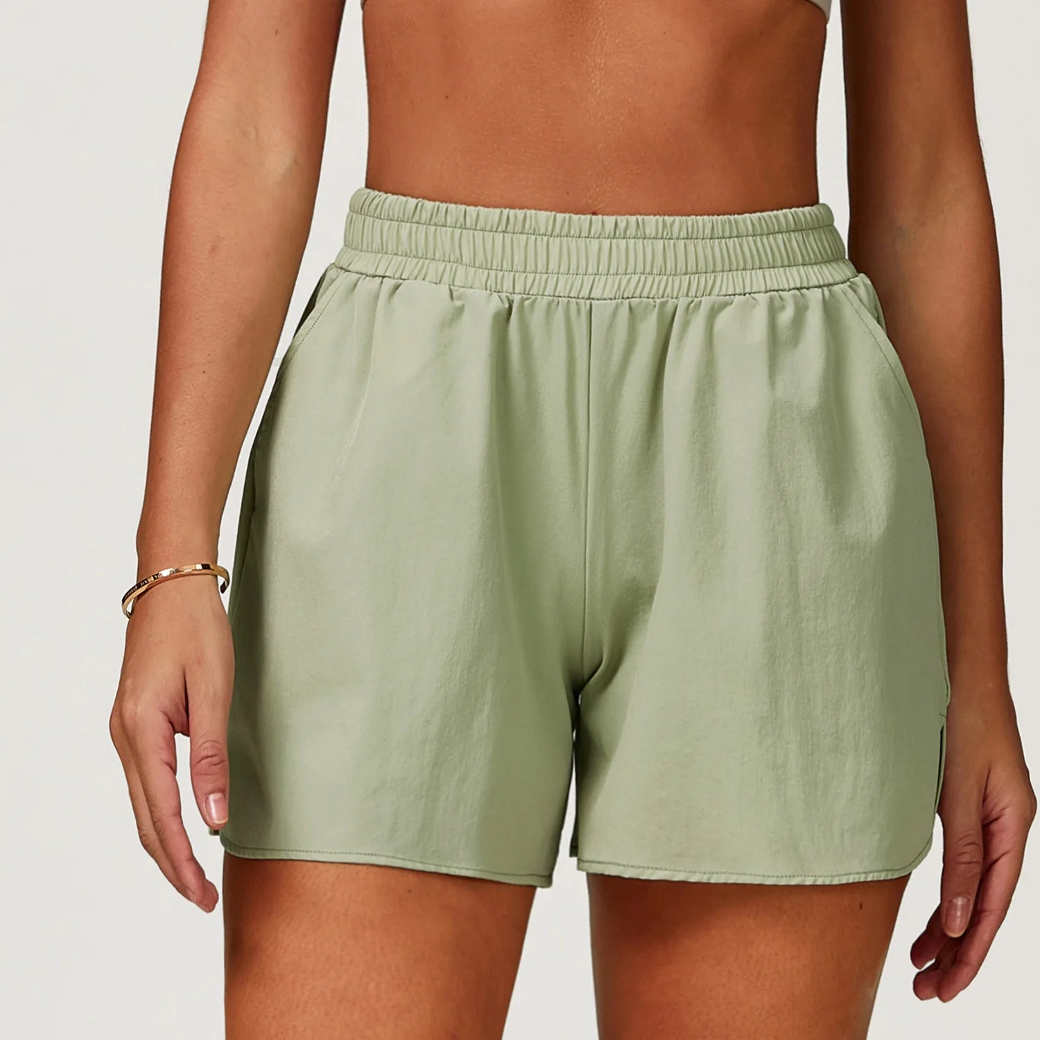 SHORT MOVE WEAR